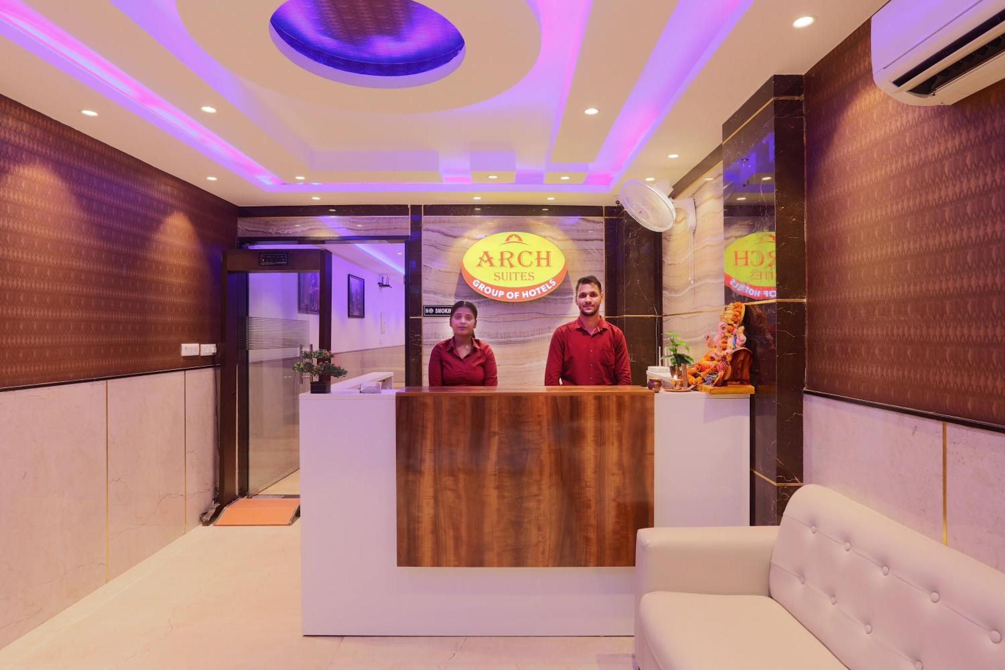 Hotel Arch Suites - Near Aerocity Nova Deli Exterior foto