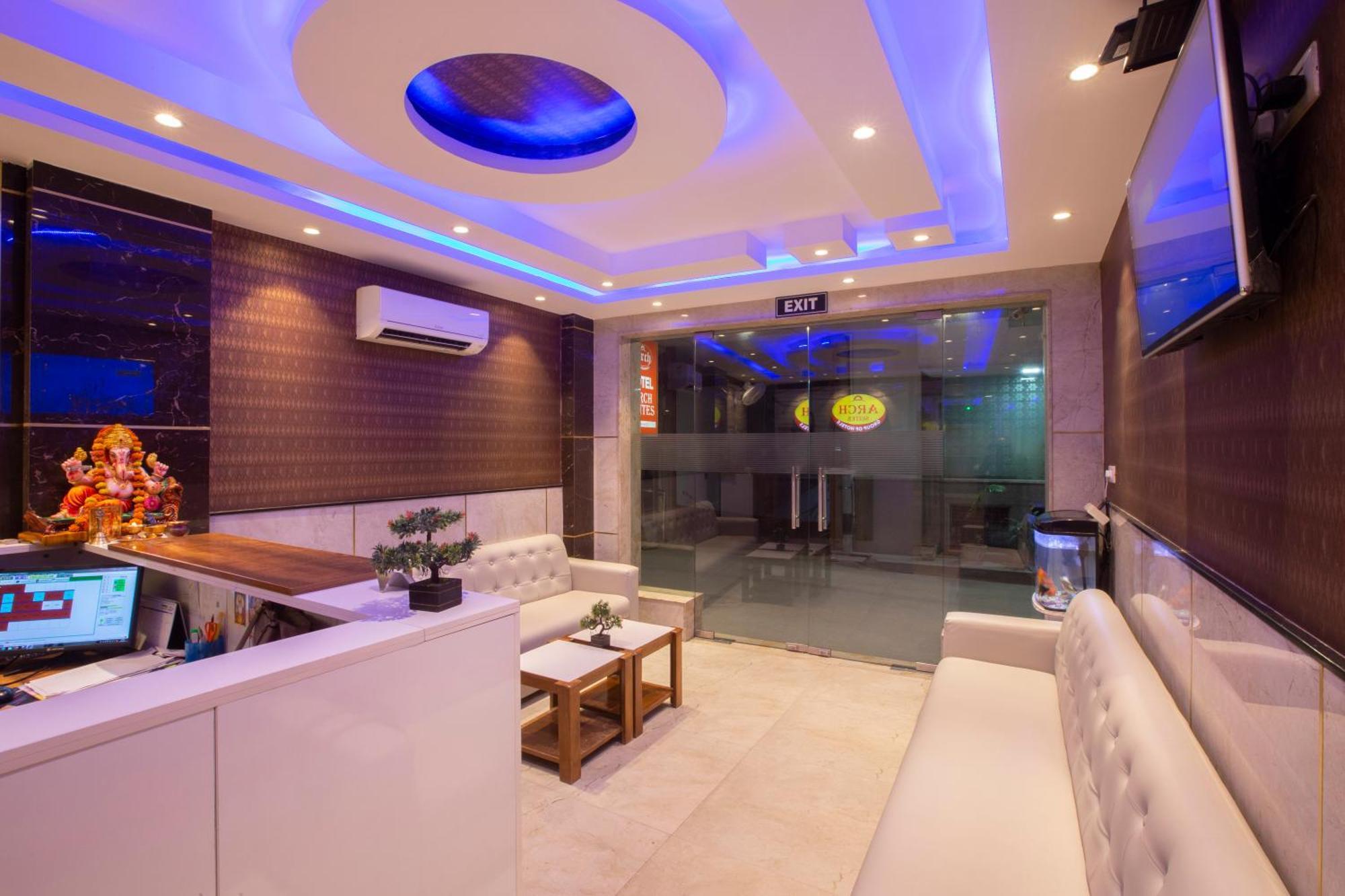 Hotel Arch Suites - Near Aerocity Nova Deli Exterior foto
